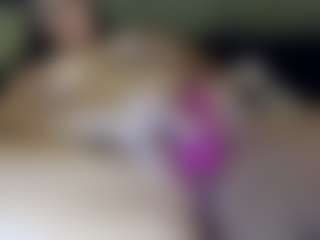 Live cam show with Hotpinkcheeto - Gamer BBW on Milfs Live