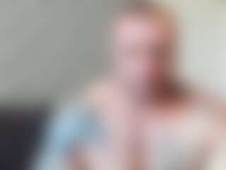 ironhulk22's Live Sex Cam Show