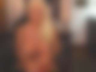 Live cam show with sassythang4u - White Mature on TeamSkeetLive | united states