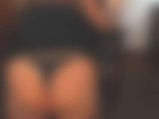 sassythang4u's Live Sex Cam Show