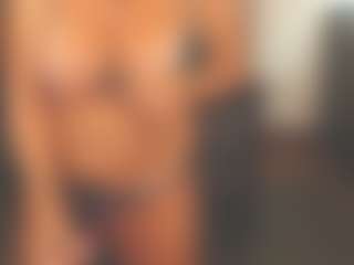 sassythang4u's Live Sex Cam Show