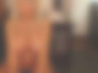 sassythang4u's Live Sex Cam Show