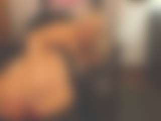 sassythang4u's Live Sex Cam Show