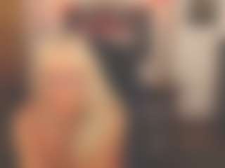 Live cam show with sassythang4u - Granny Blonde Hair on Strip Flash - Live Sex Shows