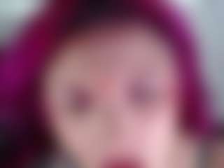 Live cam show with kitty - Smoking on Stripli.com