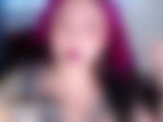 Live cam show with kitty - Smoking on studioflirtlive.com
