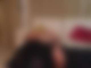 Live cam show with kendallk - Suck on SpunkLive