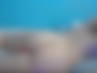 gloriamadsen's Live Sex Cam Show