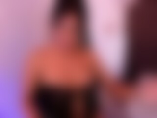 Live cam show with valleryrosse - Tight on SquirtSoMuch