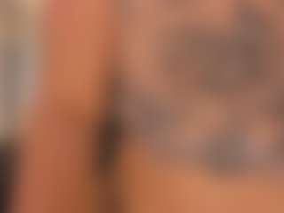 mia-robert1's Live Sex Cam Show