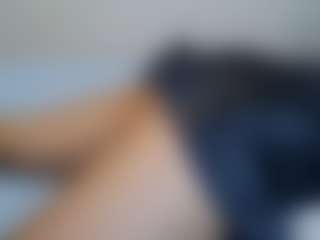 Live cam show with kiimberly - Living Room on xxxlivecams.org