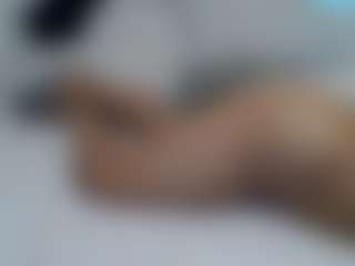Live cam show with kiimberly - Brown Hair MILF on Camsoda