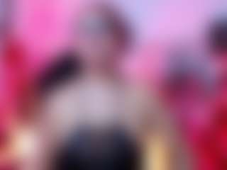 Live cam show with Ariana - Lactating on Sweet Sext