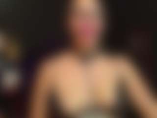 Live cam show with Ariana - Lactating on MyBangCams