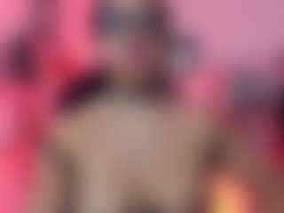 Show de cam en direct avec Ariana - Slave sur Camsoda