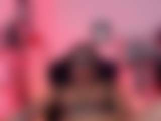 Live cam show with Ariana - Slave on LiveSexCams6