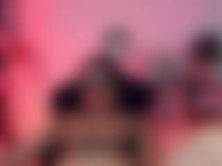 Live cam show with Ariana - Lactating on Camversity