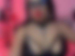 Live cam show with Ariana - Thin on Camsoda