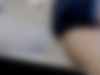 Live cam show with santanna77 - Hairy Pussy on livesuperchat.net