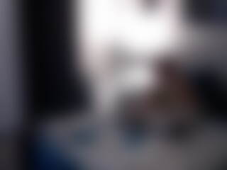 lillyredridingyou's Live Sex Cam Show