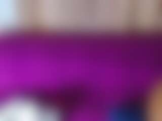 Live cam show with keiramiles - Sexcam on luckytryst.com