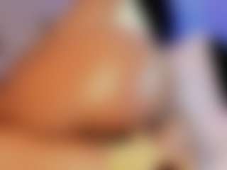 Live cam show with Summer Black - Machine on Hubzter Live