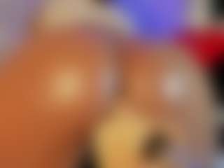Live cam show with Summer Black - Black on Streamer API