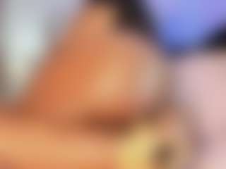 Live cam show with Summer Black - Machine on Hubzter Live