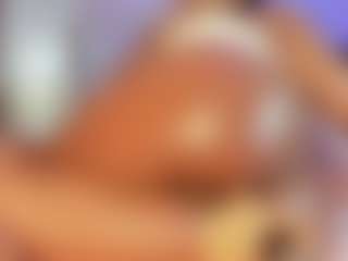 Live cam show with Summer Black - Machine on AdultVida.com