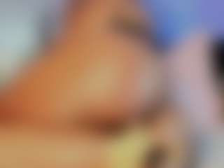 Live cam show with Summer Black - Black Petite on Dolls Live