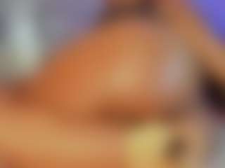 Live cam show with Summer Black - Machine on madthumbs