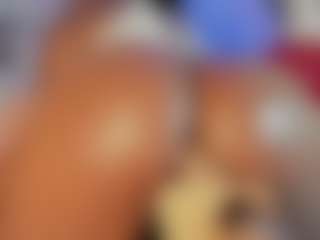 Live cam show with Summer Black - Machine on Gym Cam Girls