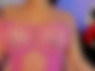 Live cam show with Summer Black - Machine on dropp.cam