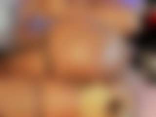 Show live cam dengan Summer Black - Black MILF di Camsoda