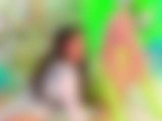 Live cam show with Karent - Spit on eurowanks.com