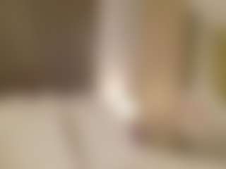 Live cam show with Karent - Kitchen on Chatstar
