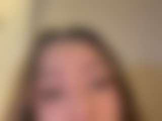 Live cam show with Karent - Blonde Hair on sexylive.show