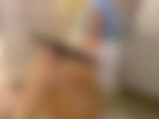 Live cam show with Karent - Dildo Brown Hair on Camsoda