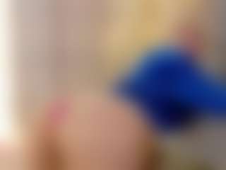 Live cam show with Karent - Drinking on Camsoda