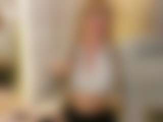 Live cam show with Karent - Public on sexytreat.net
