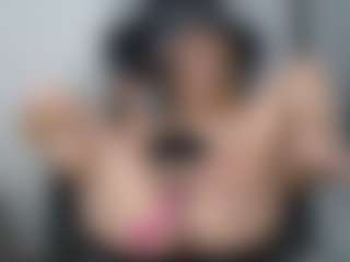 Lettywild's Live Sex Cam Show