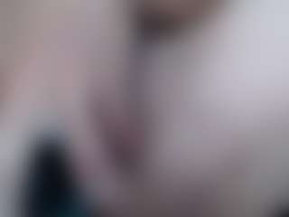Lettywild's Live Sex Cam Show
