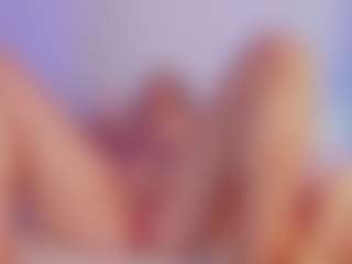 Spettacolo in cam dal vivo con Naty cortes - Spank su Camsoda