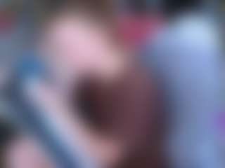 Live cam show with maryblu - Blue Eyes on CamwithHer