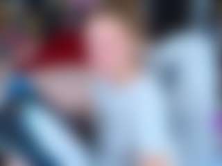 Live cam show with maryblu - Average on TeamSkeetLive