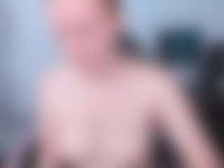 Live cam show with maryblu - Office on crypto-cams