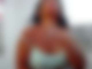 Live cam show with Raysa.Joness - Ebony on Camsoda | colombia