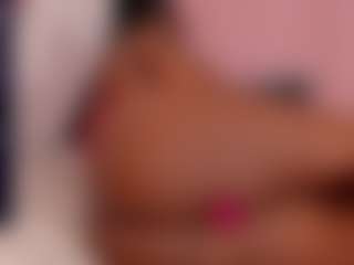 alison-daniels MILF webcam performer live streaming