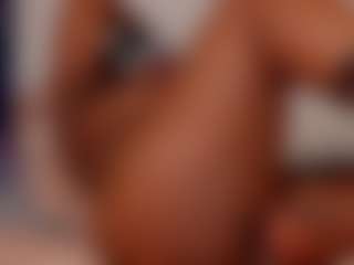 Live cam show with alison-daniels - Public MILF on chickslive.net