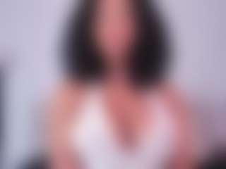 NINAGOLD's Live Sex Cam Show